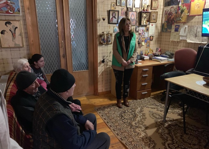 Charity Fund Fresco visited a retirement  home in Tskneti
