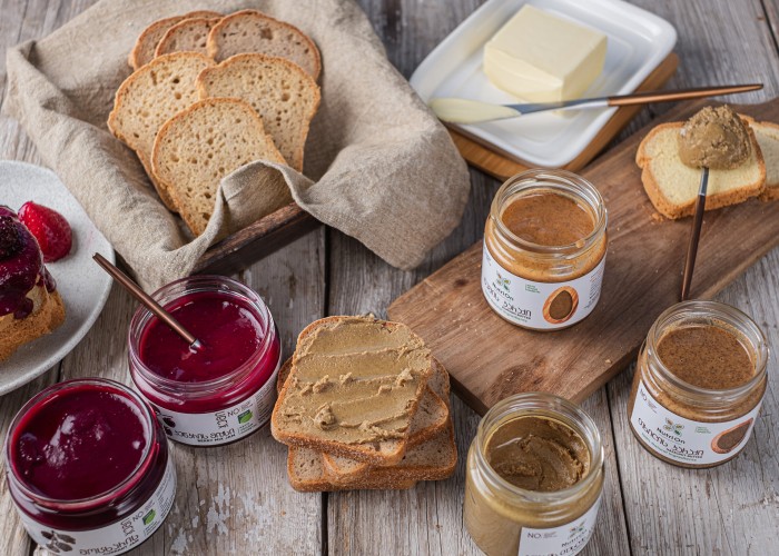 For those who love organic, organic products, you will find a wide range of "Nutrion" in Fresco.